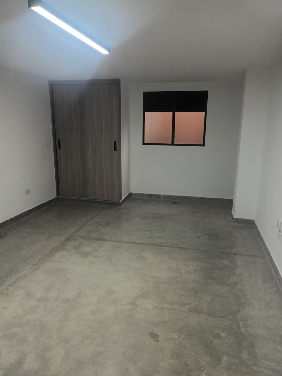 ARRIENDO APARTAESTUDIO EN CAMPO VALDÉS – (EEP-1032) – | QUINTO PISO